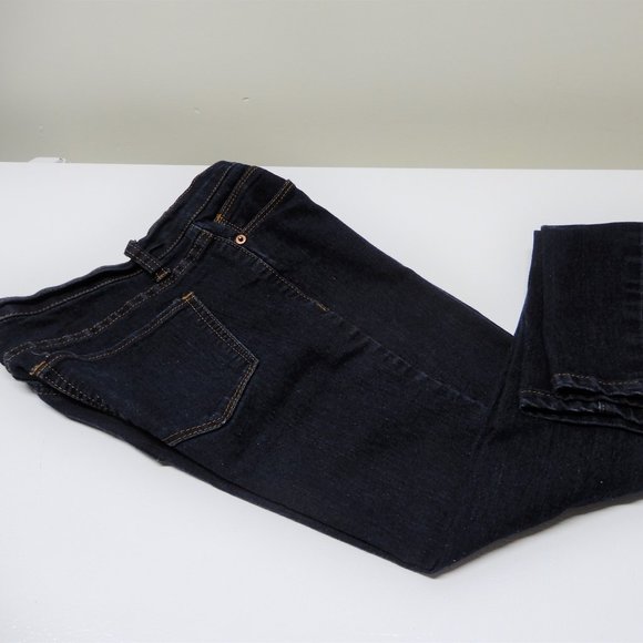 Forever 21 Medium Rise Jeans in size 26 - Picture 1 of 8